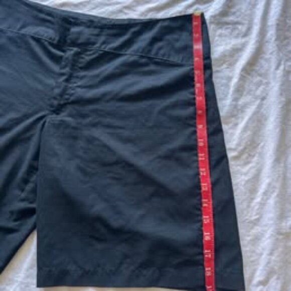 Patagonia Women’s Duway Shorts – Black, Size 10 - Picture 4 of 8